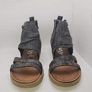 Gypsy Jazz Women's Black Sandals -NWT